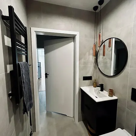 Cozeyspot Apartment